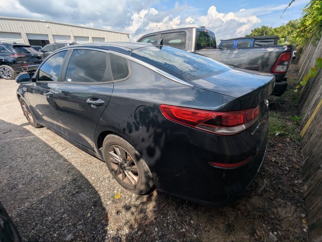 Used 2020 Gray Kia LX image 5