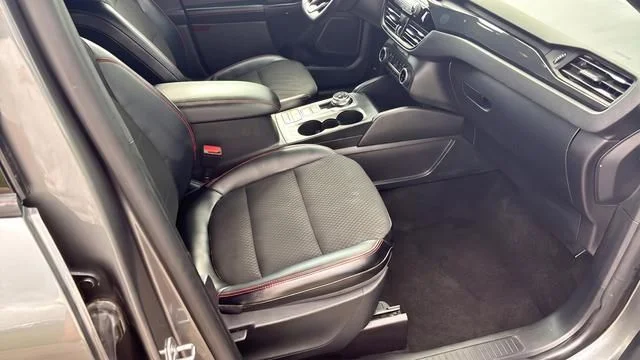 Used 2025 Gray Ford ST-Line Select image 19