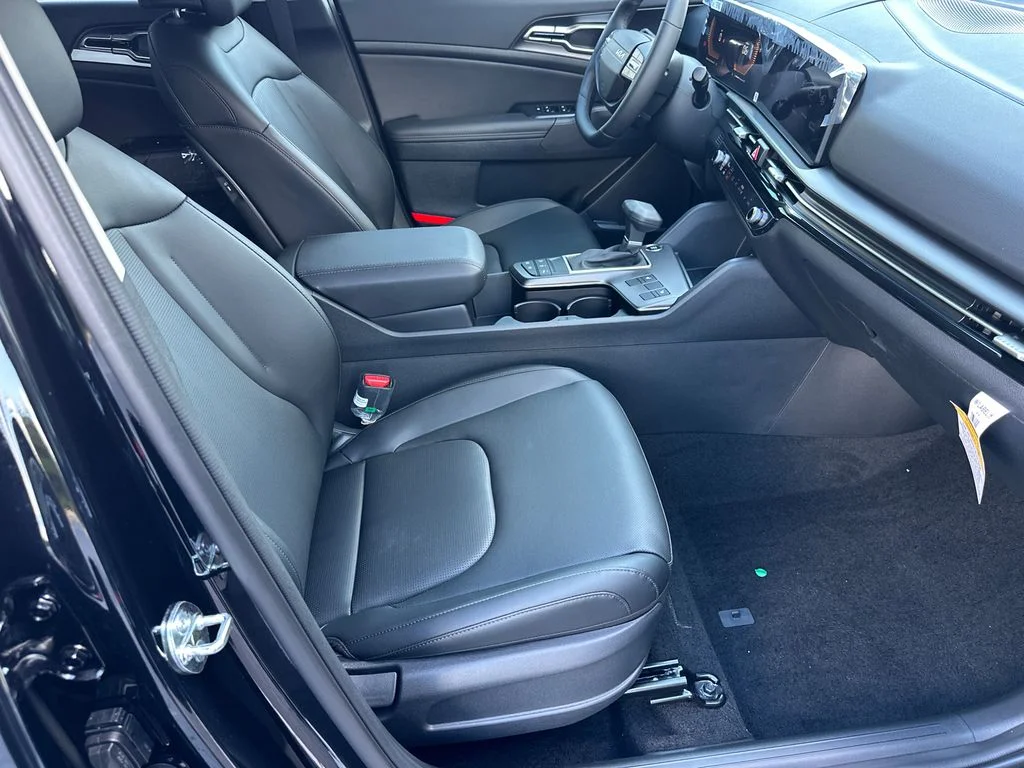 New 2026 Black Kia EX image 13