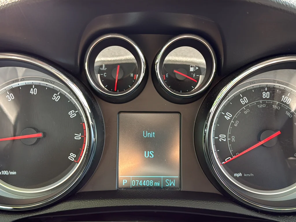 Used 2015 White Buick Premium image 13