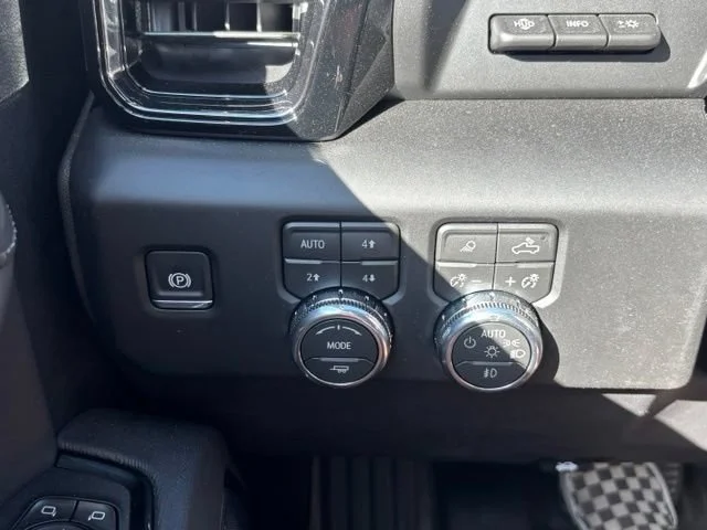 New 2026 Sterling Metallic GMC AT4X image 32