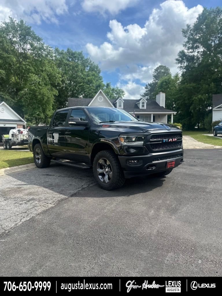 2022 RAM 1500 Big Horn/Lone Star 4x4 Crew Cab 5'7's photo