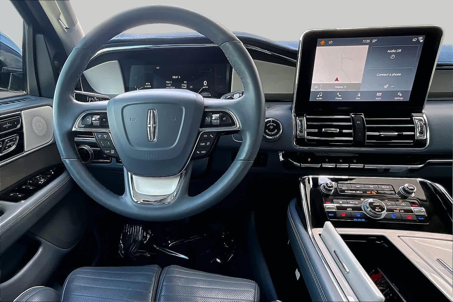Used 2018 Chroma Crystal Blue Lincoln Black Label image 6