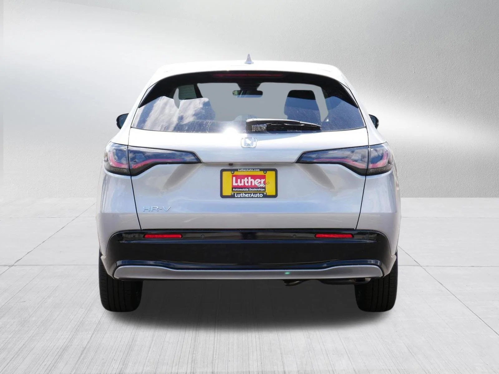 New 2027 Solar Silver Metallic Honda EX-L image 6