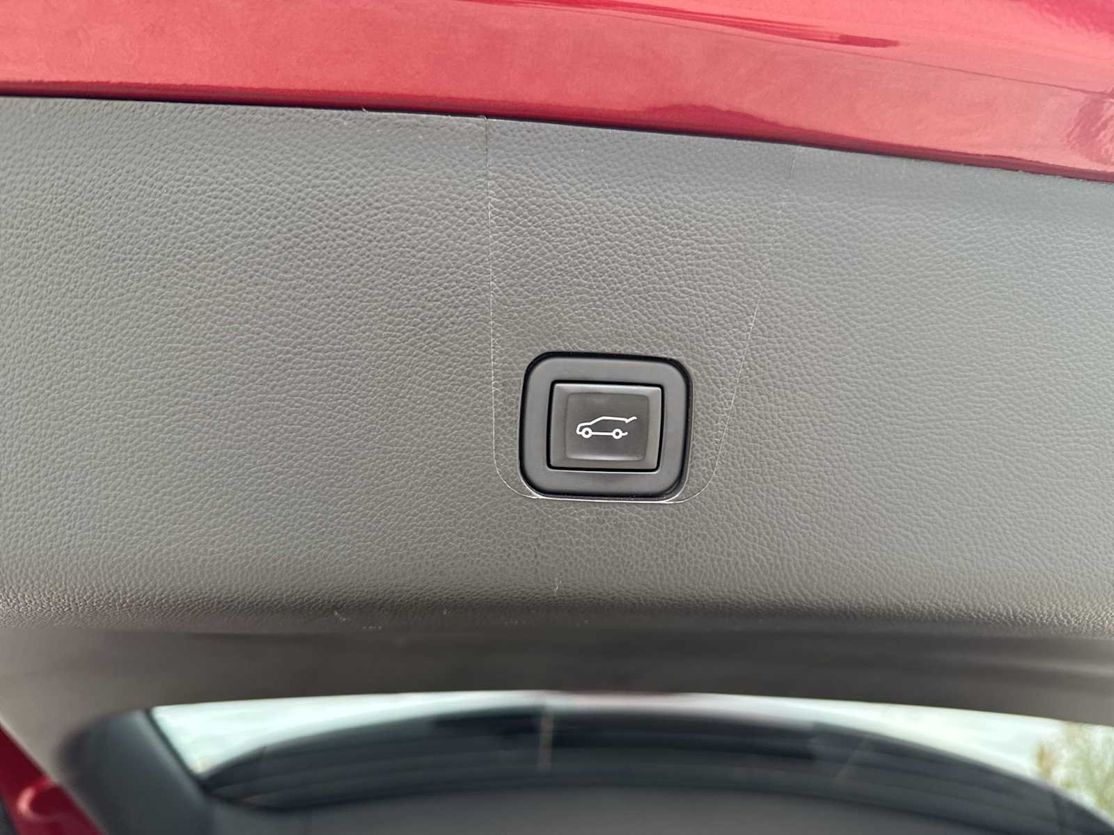 Certified Used 2023 RADIANT RED TINTCOAT Chevrolet LT Cloth image 33
