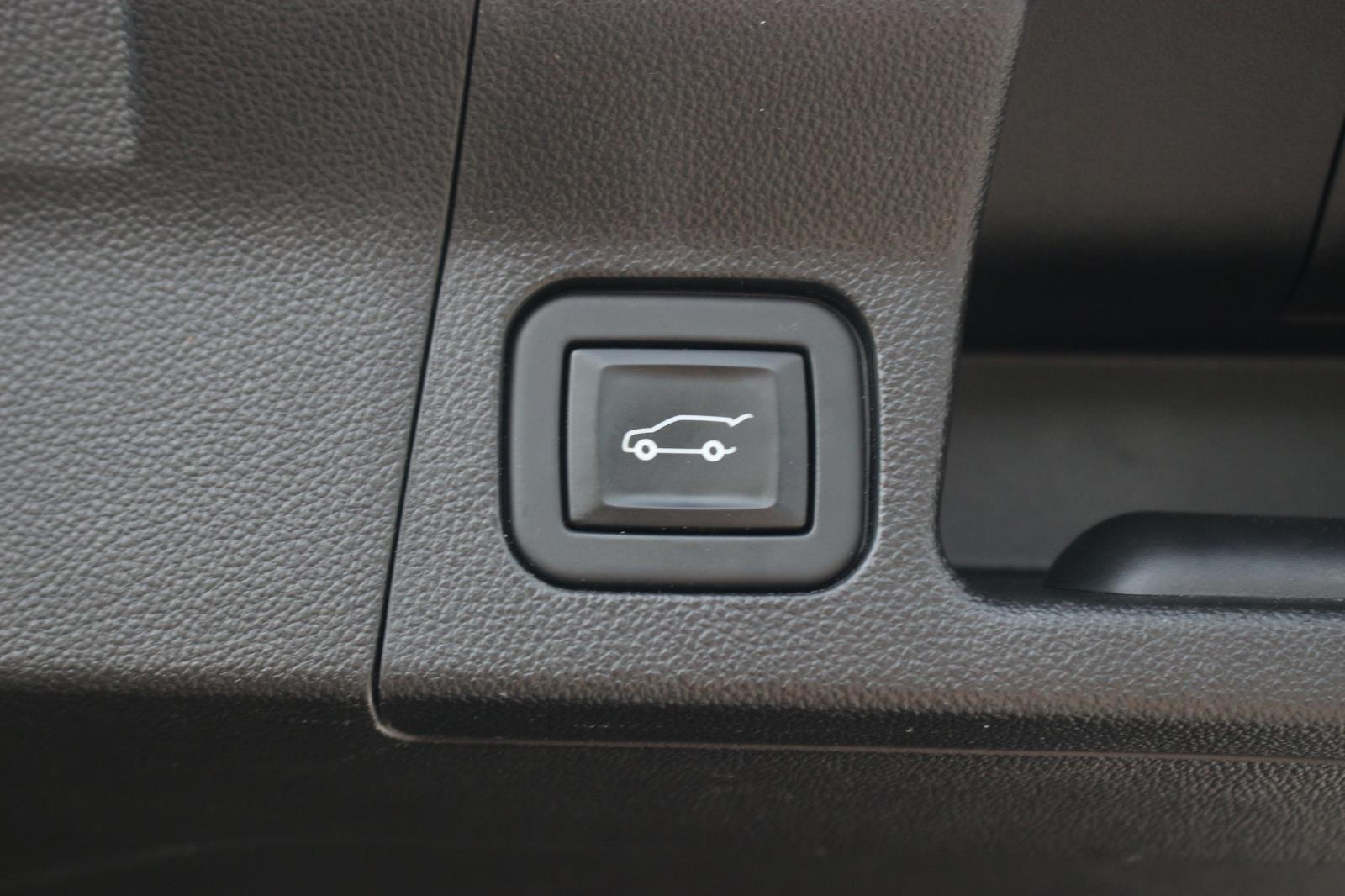 Used 2020 SMOKEY QUARTZ METALLIC GMC SLT image 12