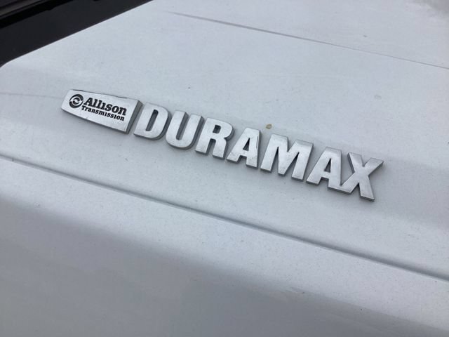 New 2024 Summit White Chevrolet Work Truck image 32