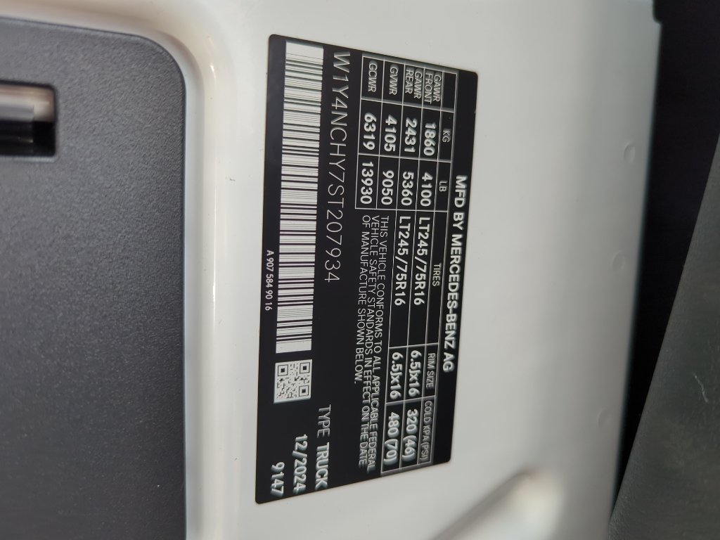 2025 Mercedes-Benz Sprinter Cargo Van Base - Photo 25