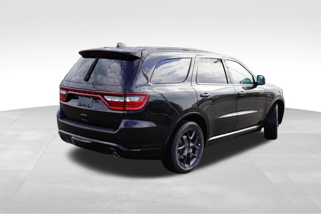 New 2026 DB Black Clearcoat Dodge GT HEMI V8 image 3