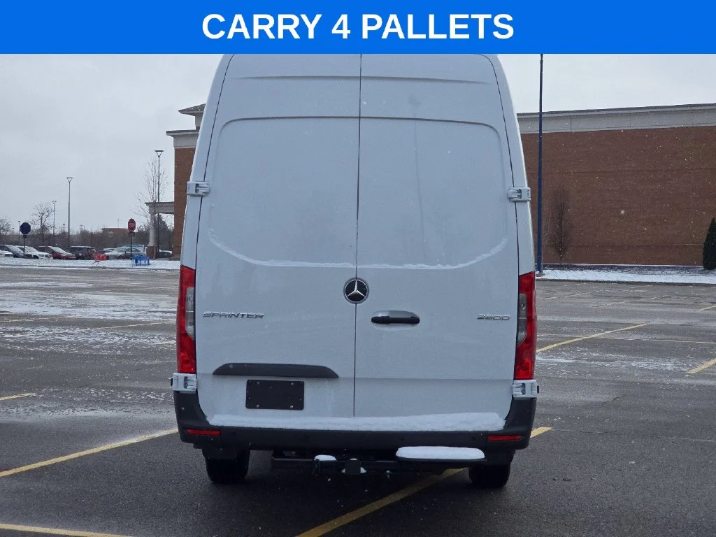 New 2026 Arctic White Mercedes-Benz Cargo 170 WB image 10