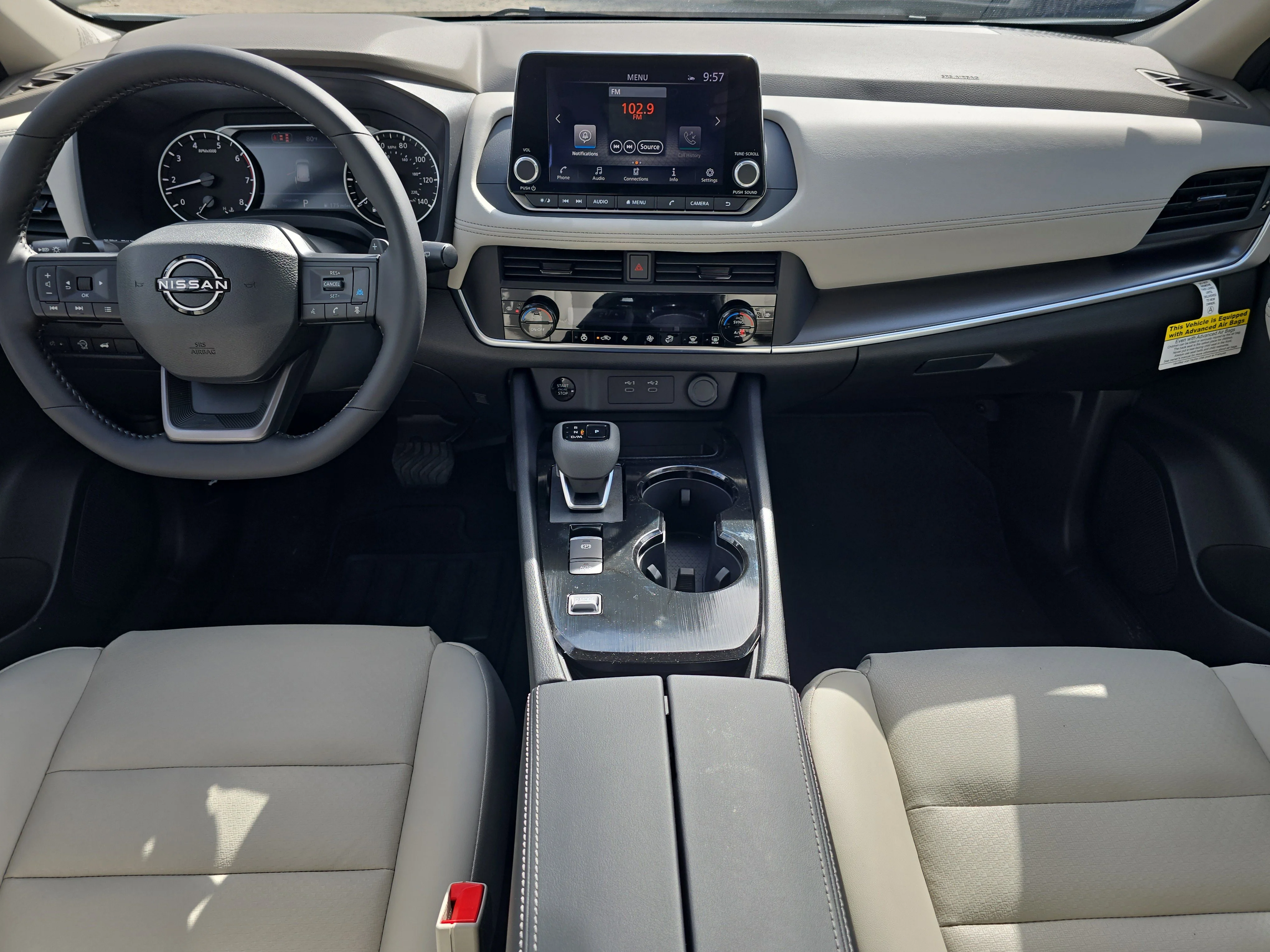 New 2026 Everest White Pearl TriCoat Nissan Dark Armor™ image 15