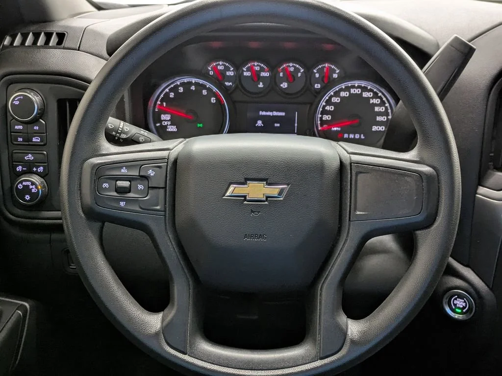 Used 2024 Summit White Chevrolet Custom image 27