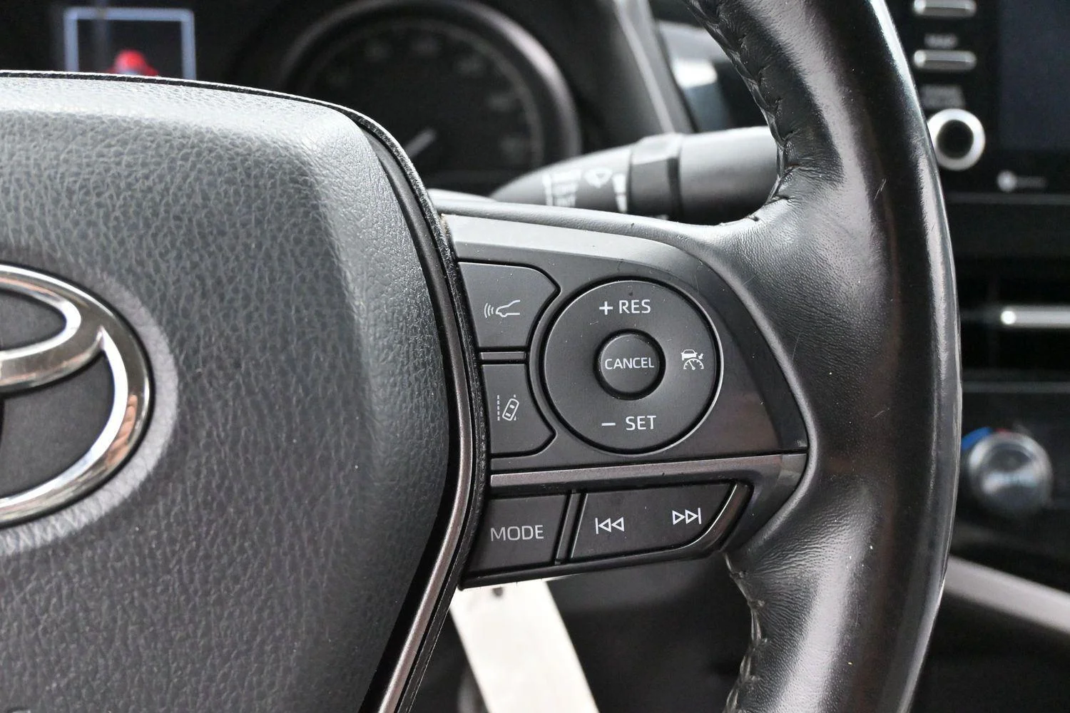 Used 2021 Blueprint Toyota SE image 17