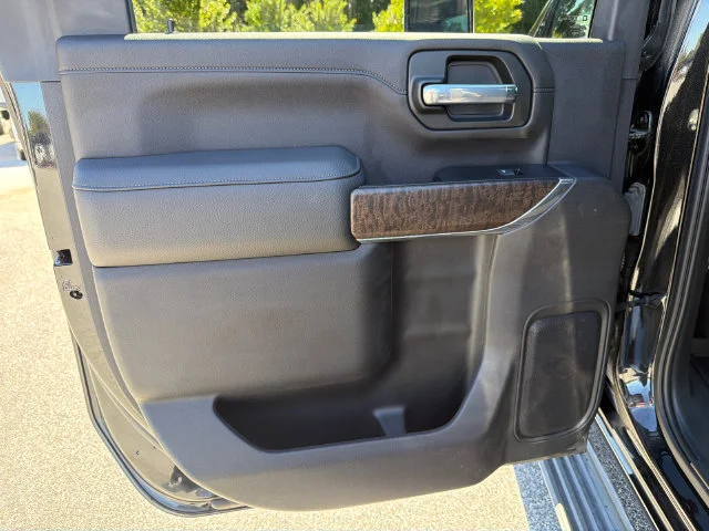 Used 2022 EBONY TWILIGHT METALLIC GMC Denali image 21