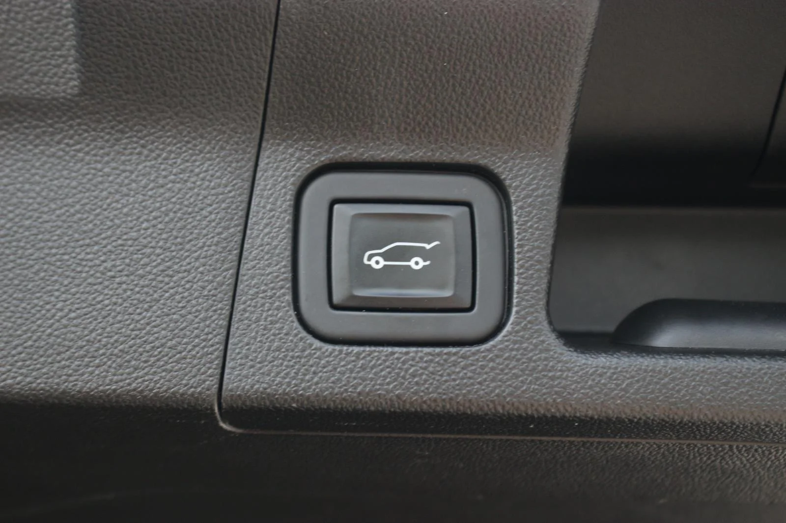 Used 2020 SMOKEY QUARTZ METALLIC GMC SLT image 12