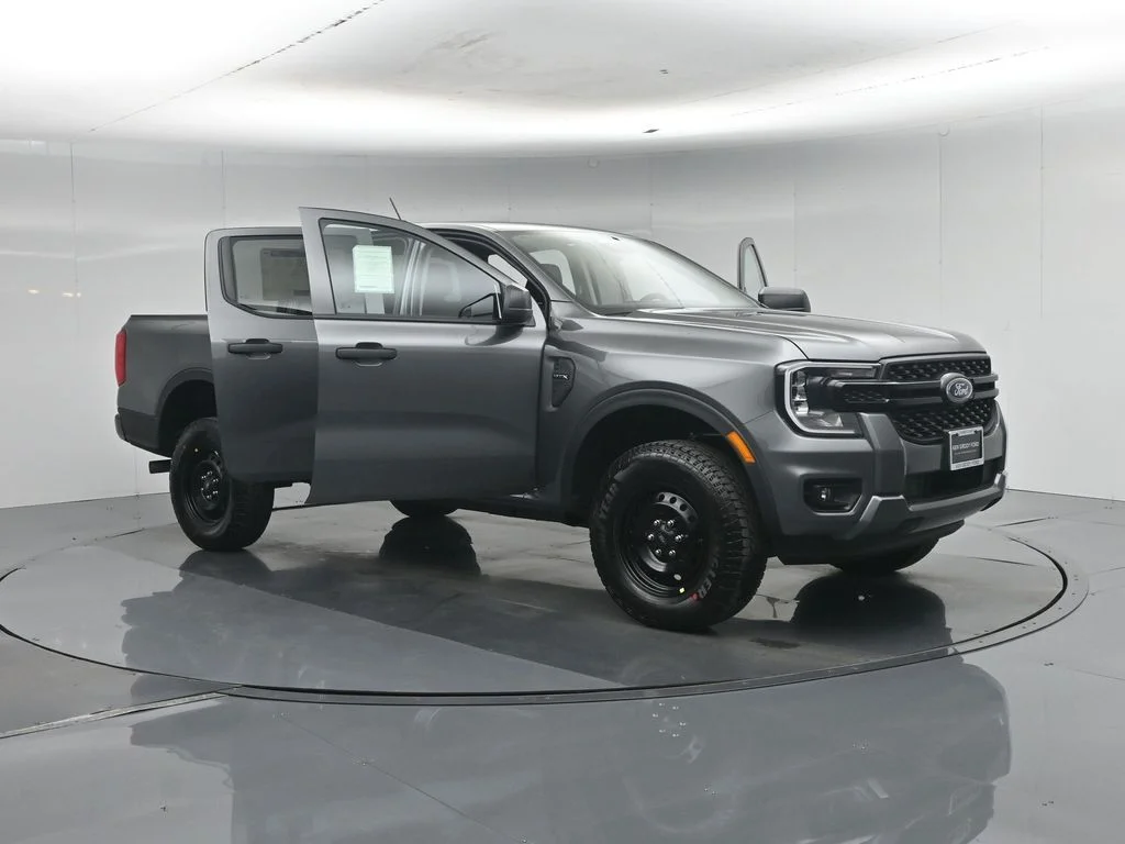 New 2026 Gray Ford XL image 31
