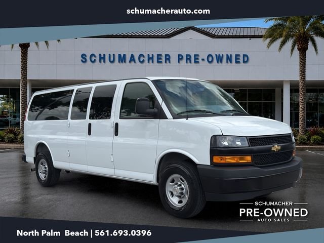 2024 Chevrolet Express 3500 LS Extended's photo