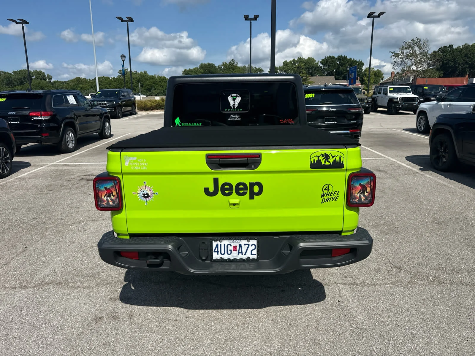 Used 2021 Limited Edition Gecko Clearcoat Jeep Willys image 5