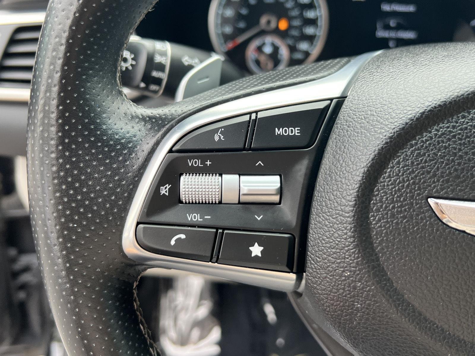 2023 GENESIS G70 Standard - Photo 33