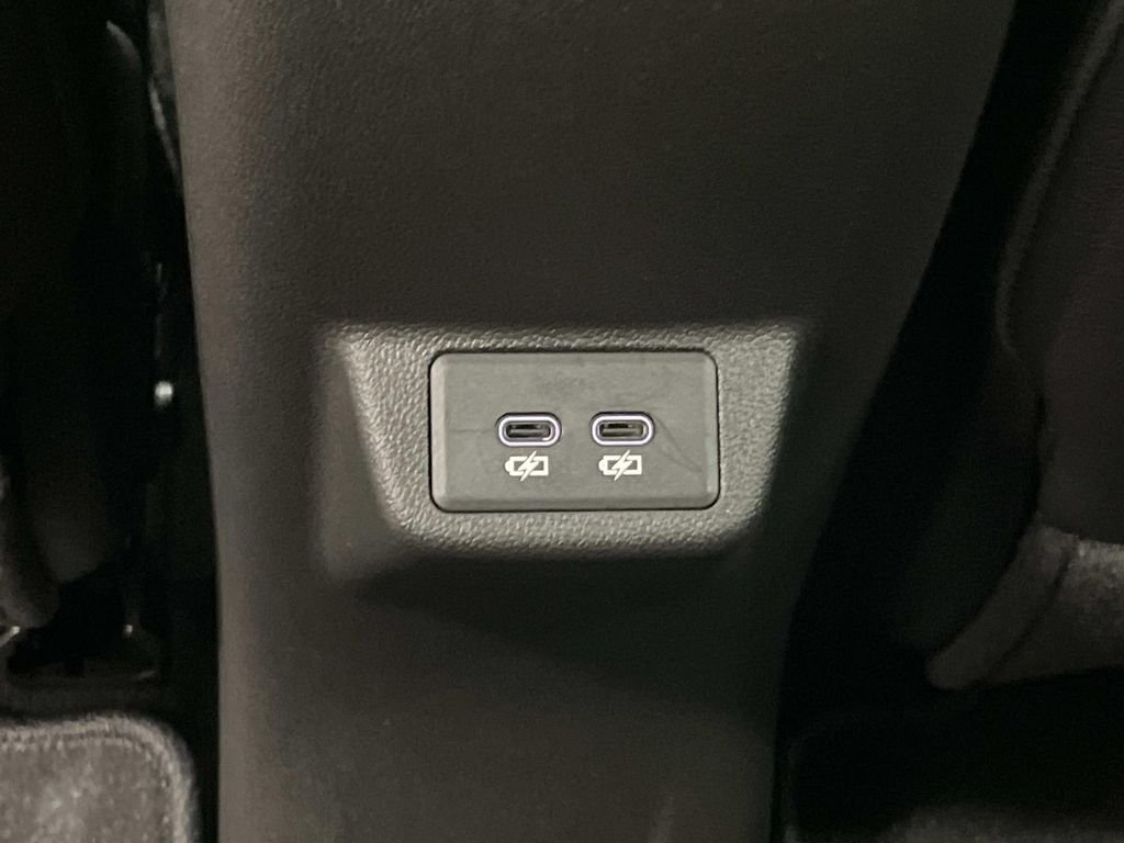 2027 Chevrolet Bolt RS - Photo 14