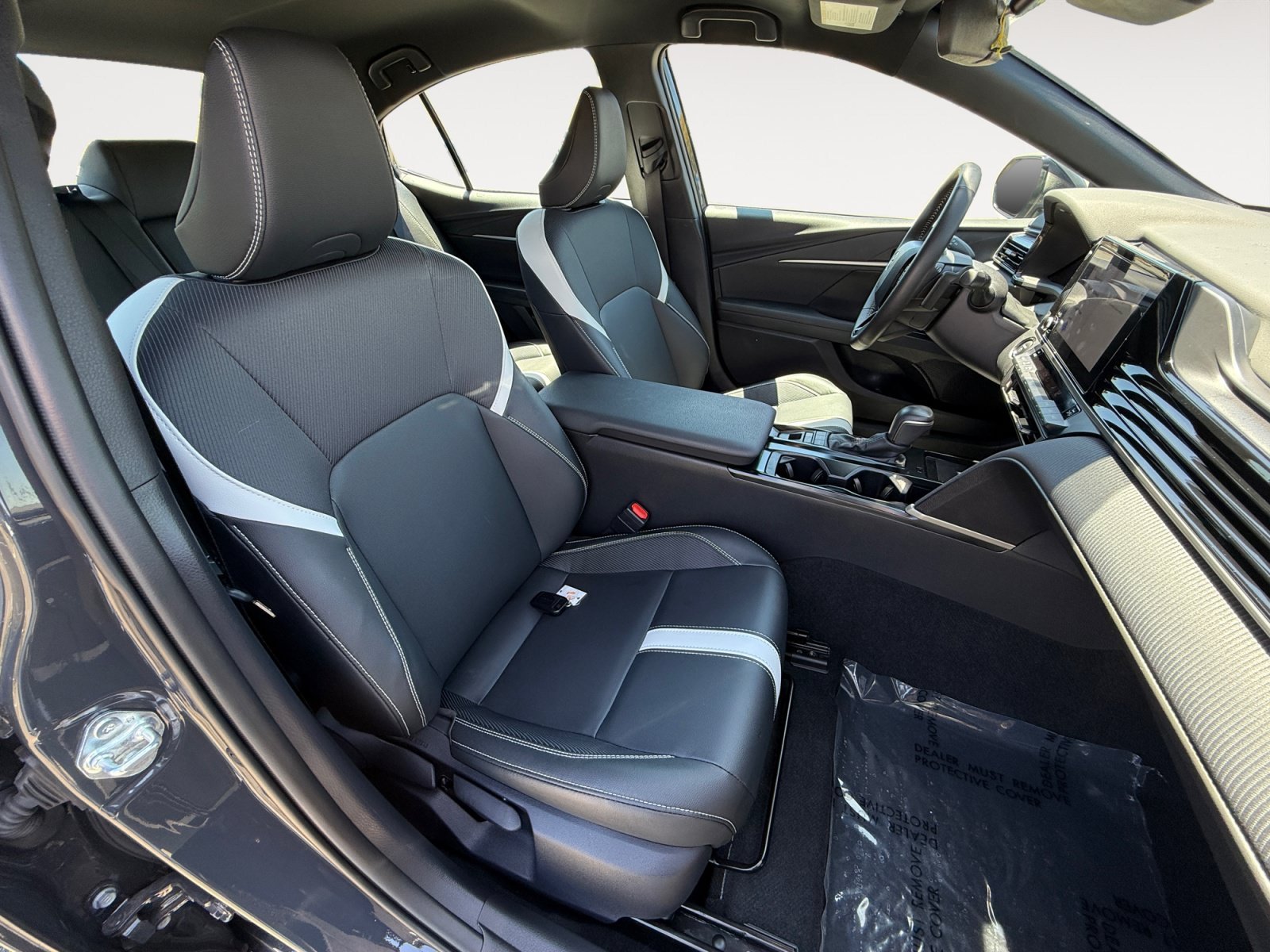 Used 2026 Underground Toyota SE image 19