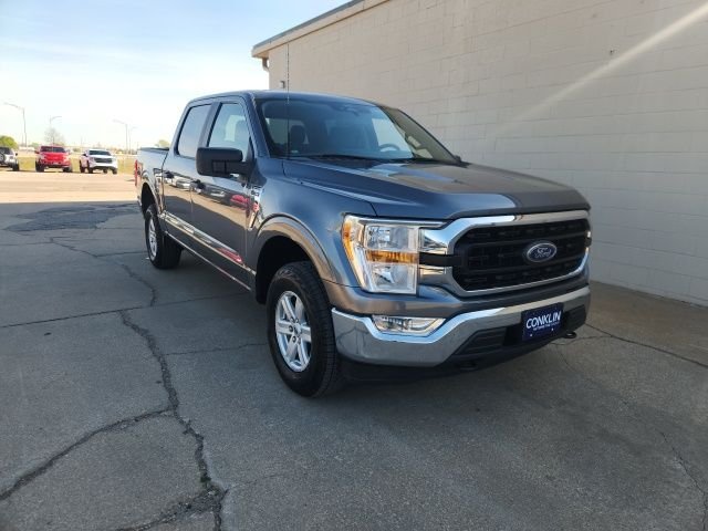 Used 2022 Gray Ford XLT image 3