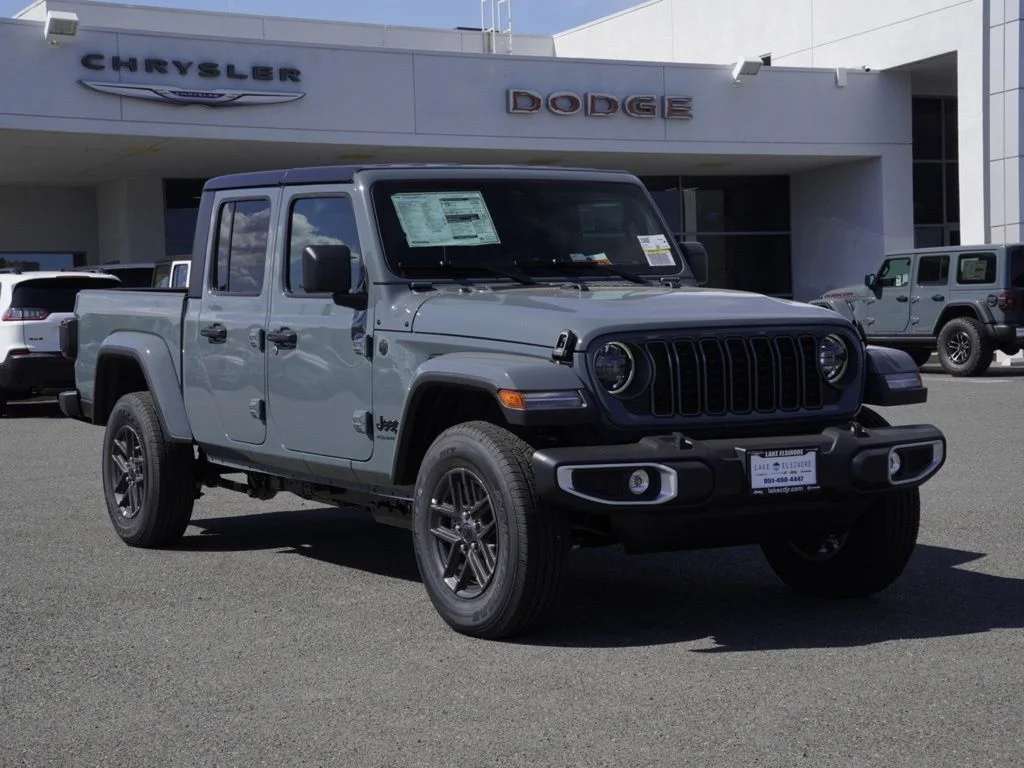 New 2026 Anvil Clear-Coat Exterior Paint Jeep Sport S image 1