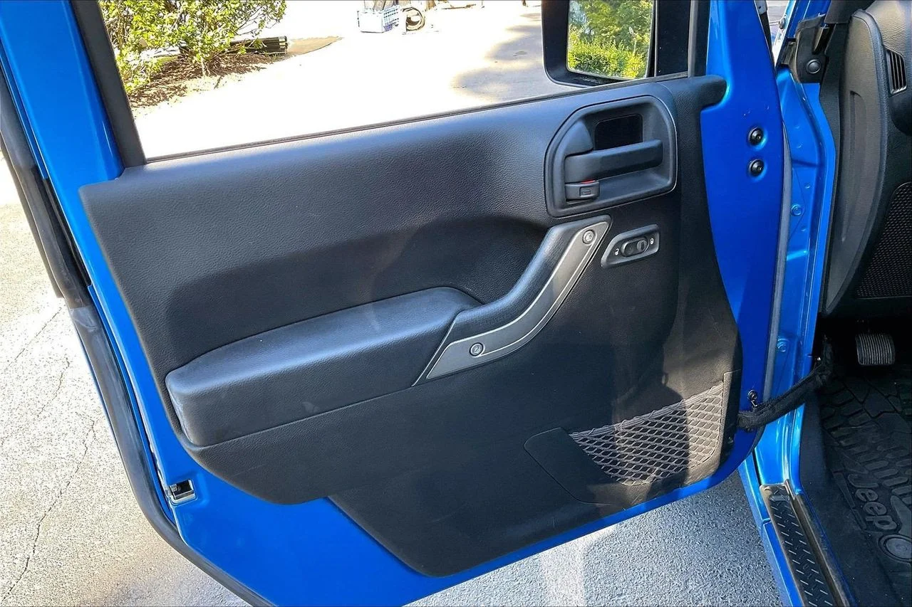 Certified Used 2016 Blue Jeep Sport image 24