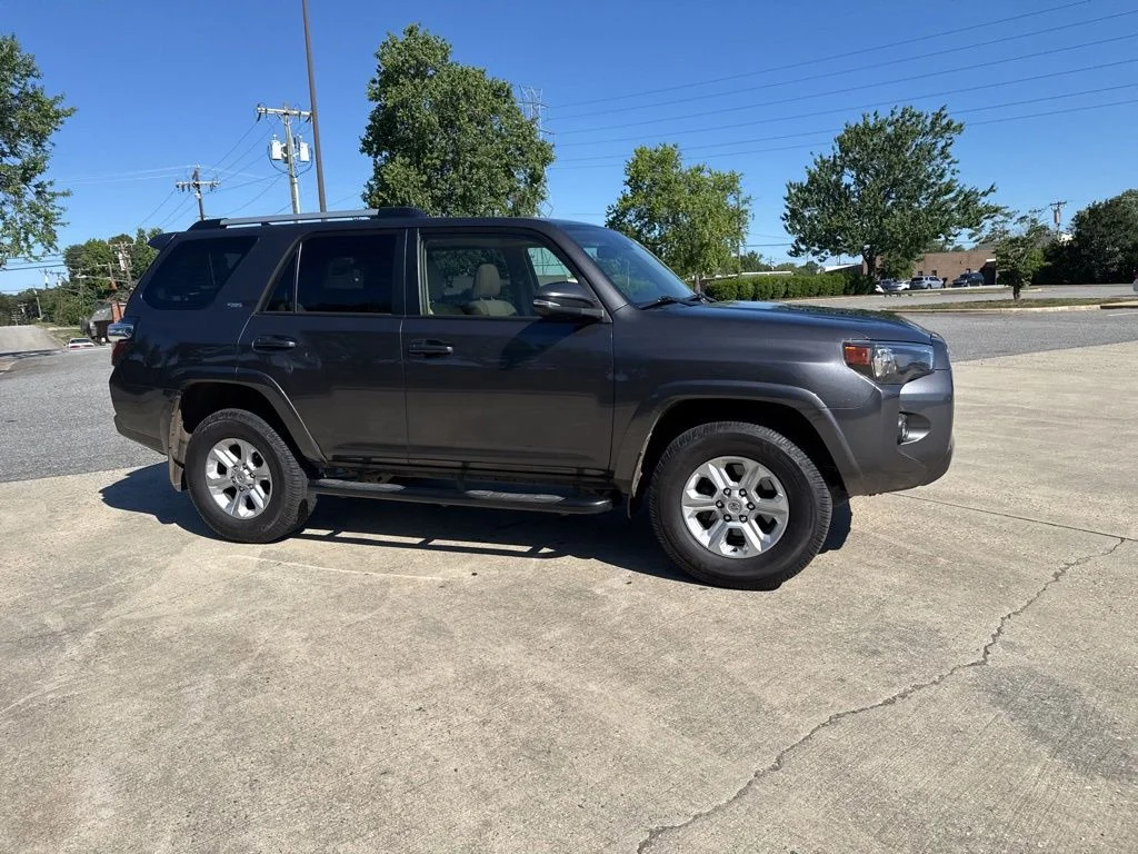 Used 2022 Gray Toyota SR5 Premium image 4