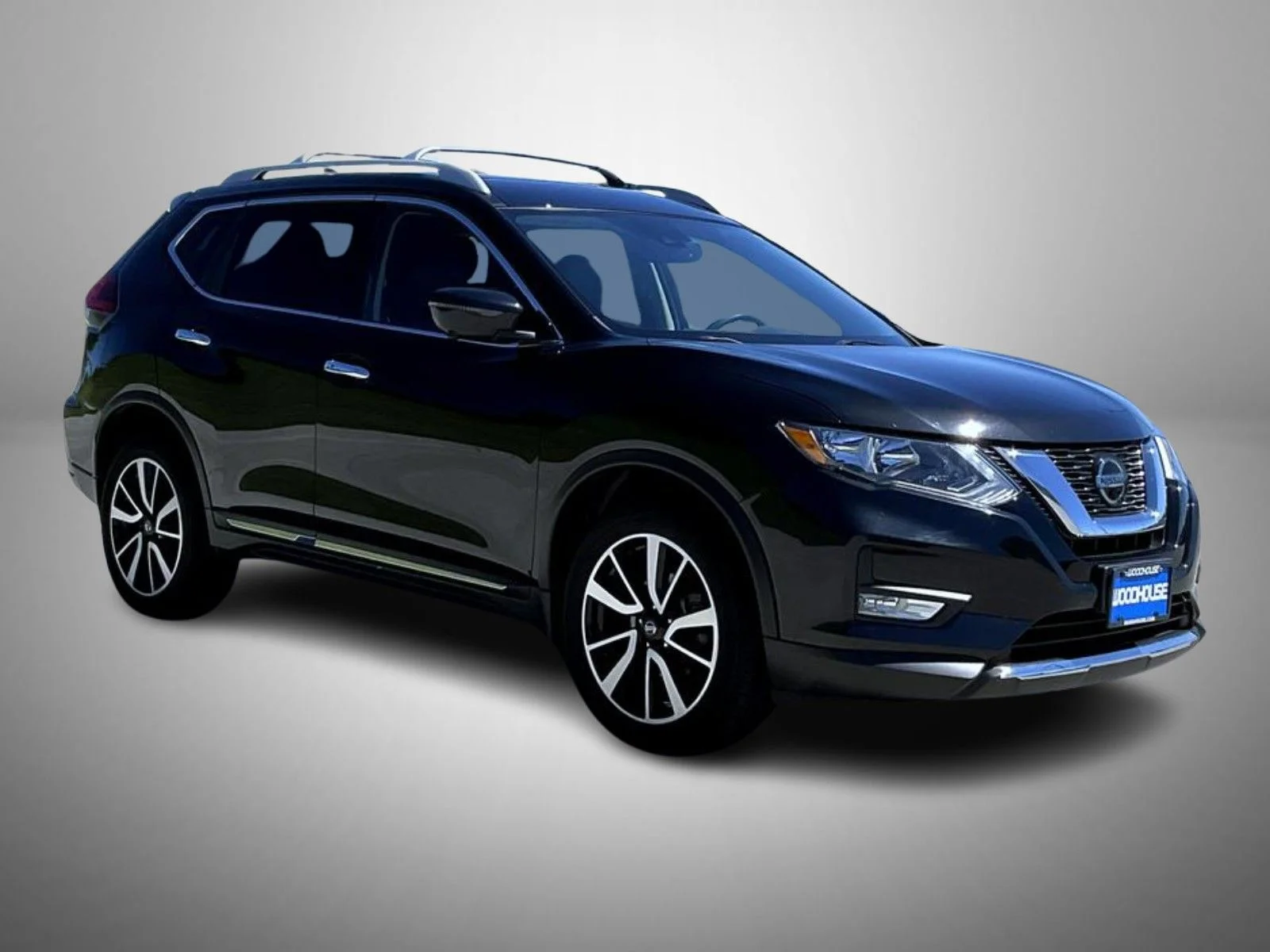Used 2020 Black Nissan SL image 3