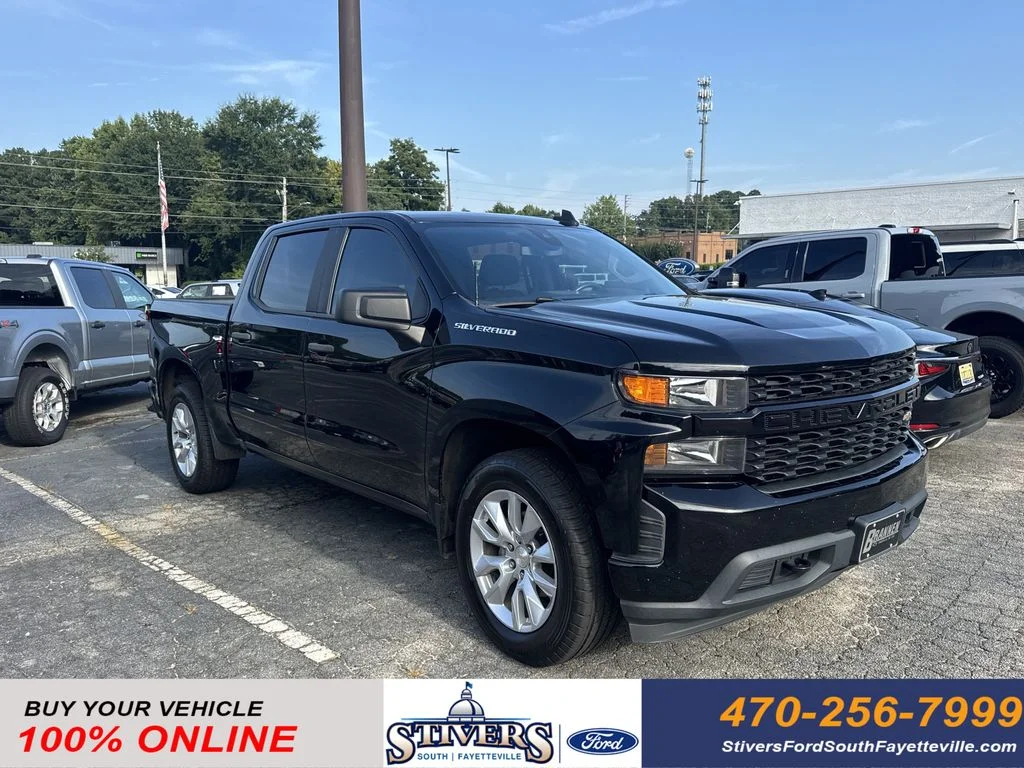 Used 2022 Black Chevrolet Custom image 1