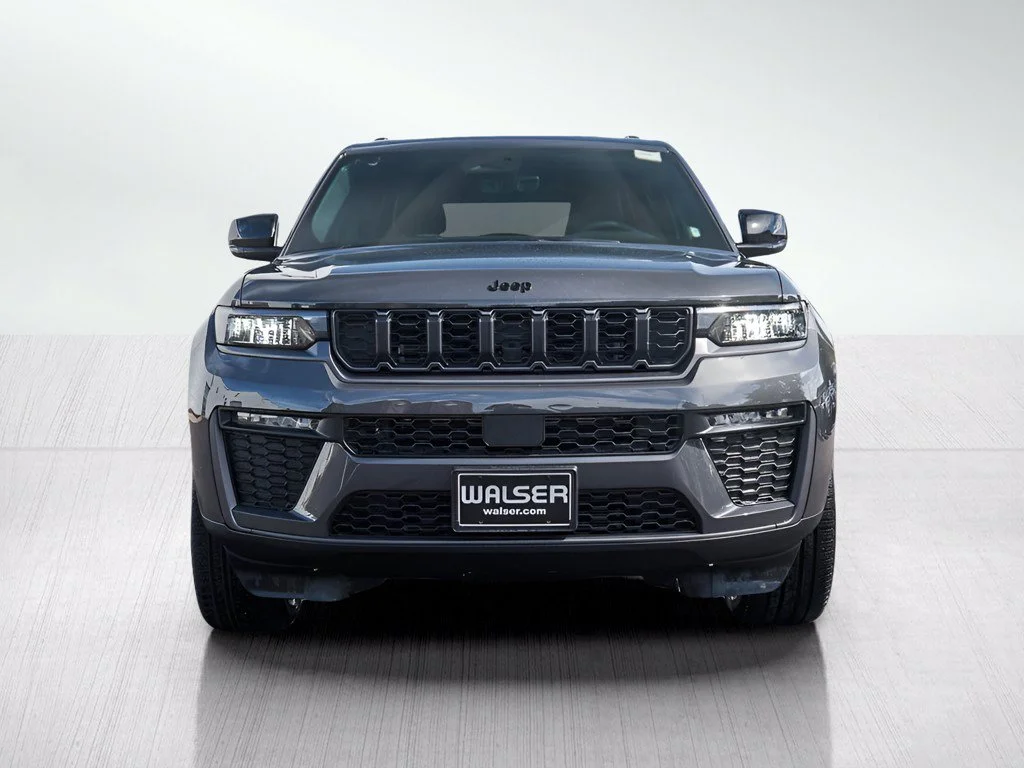 New 2026 Baltic Gray Metallic Clearcoat Jeep Limited image 2