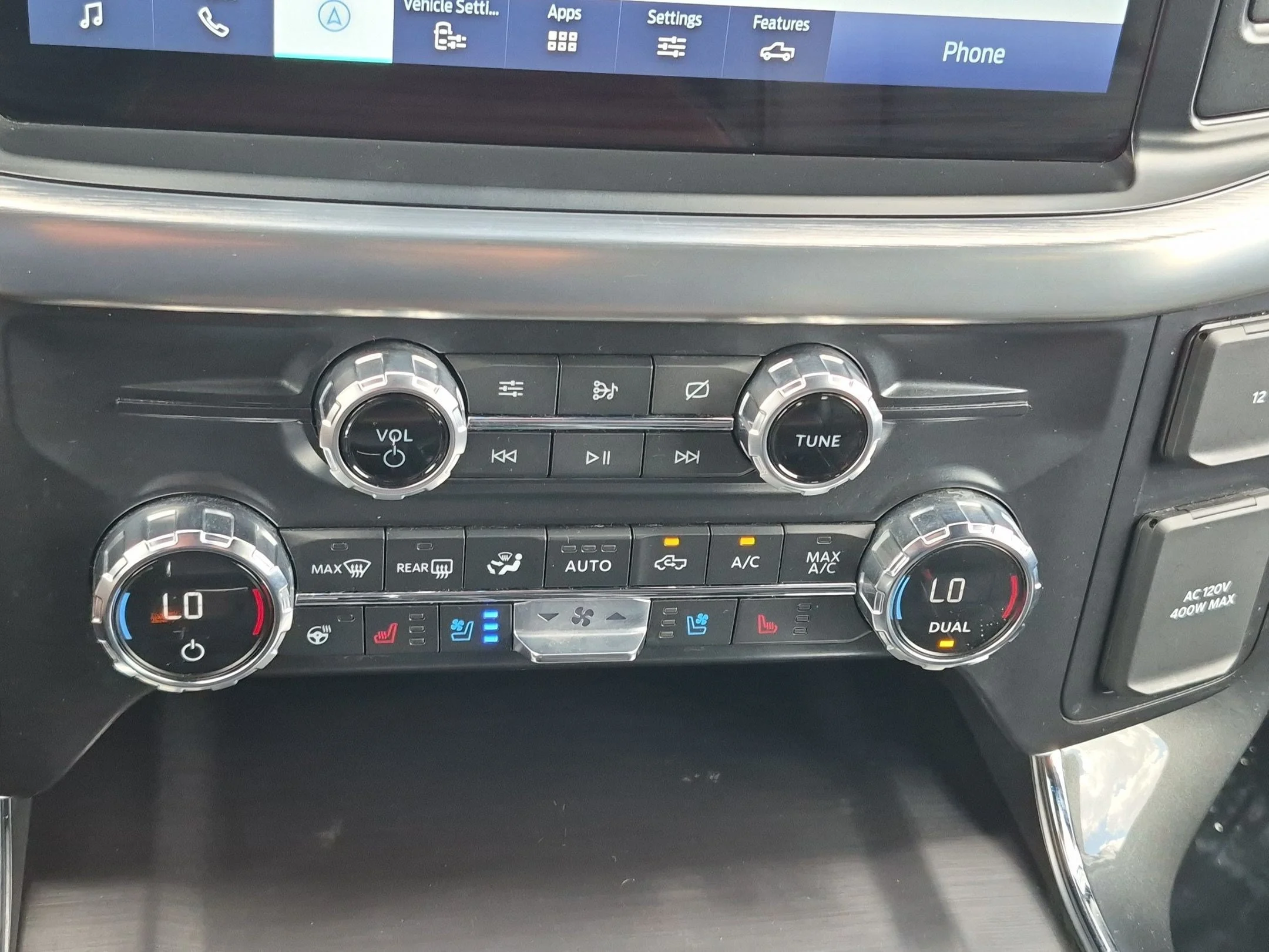 Used 2021 Blue Metallic Ford LARIAT image 21