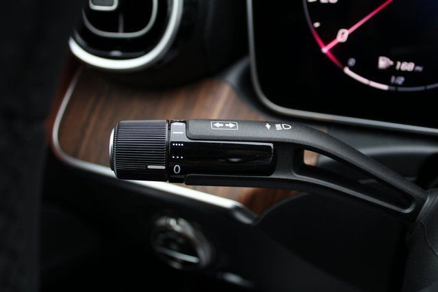 New 2025 Polar White Mercedes-Benz C 300 image 49
