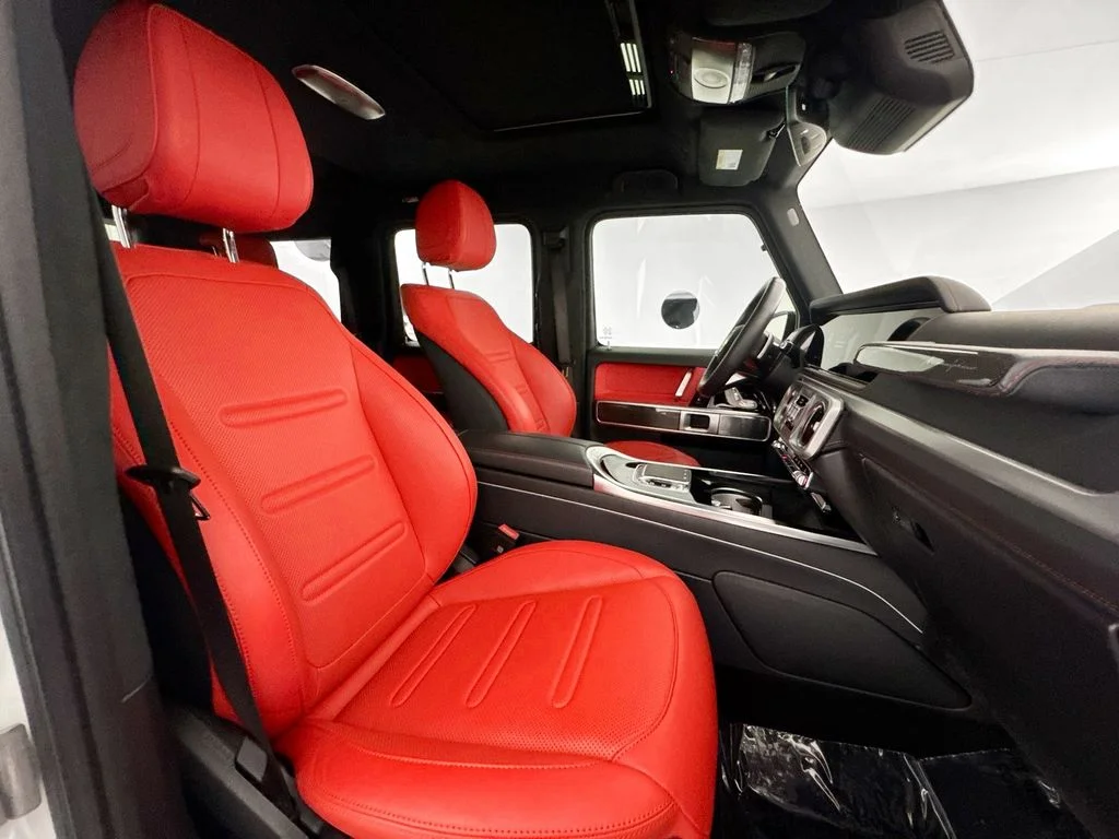 Used 2025 White Mercedes-Benz G 550 image 27