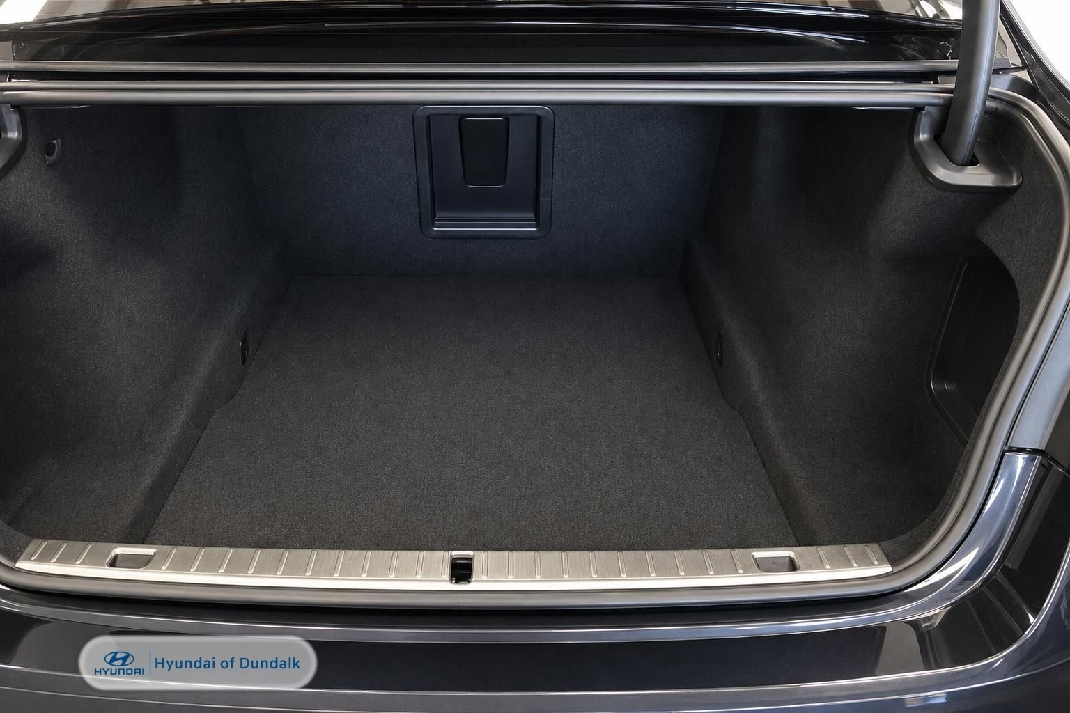 Used 2020 Black BMW 740i image 13