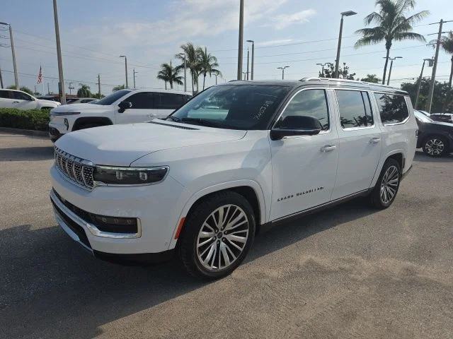 Used 2024 White Jeep Series III image 3