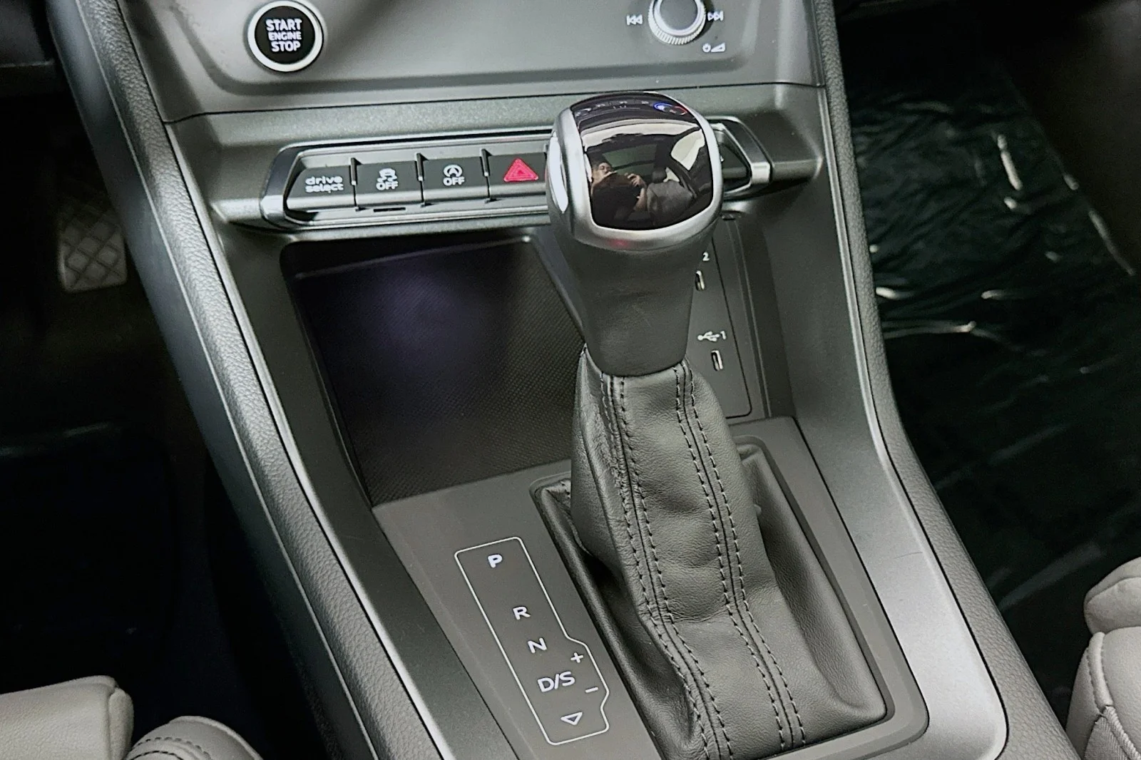 Used 2023 Ibis White Audi S line Premium image 7