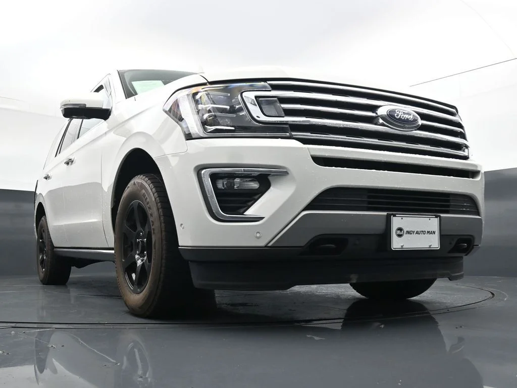 Used 2021 White Ford Limited image 30
