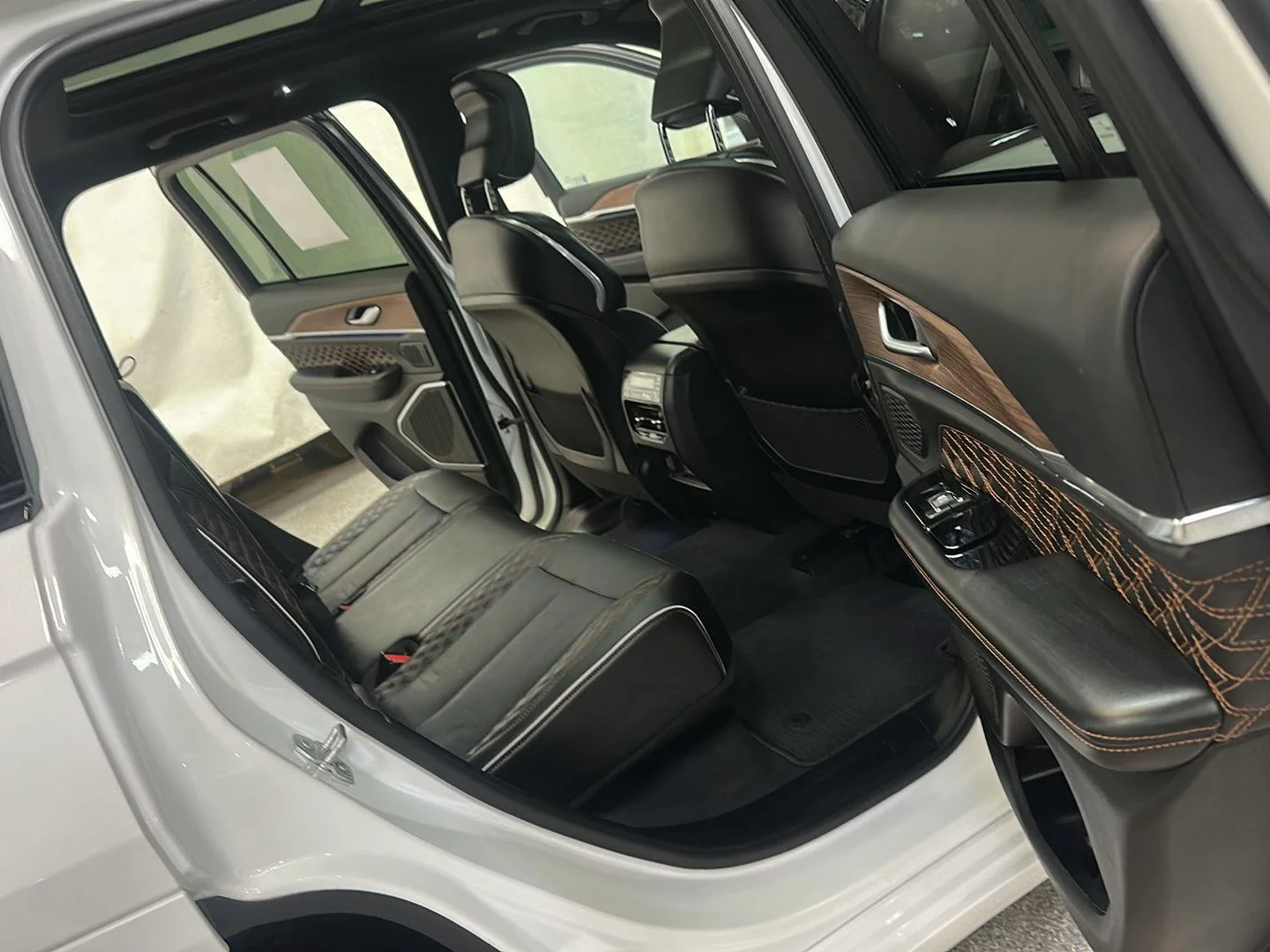 Used 2023 Bright White Clearcoat Jeep Summit image 31