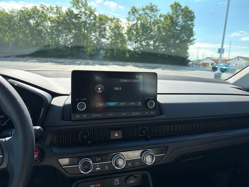 2023 Honda CR-V LX - Photo 14