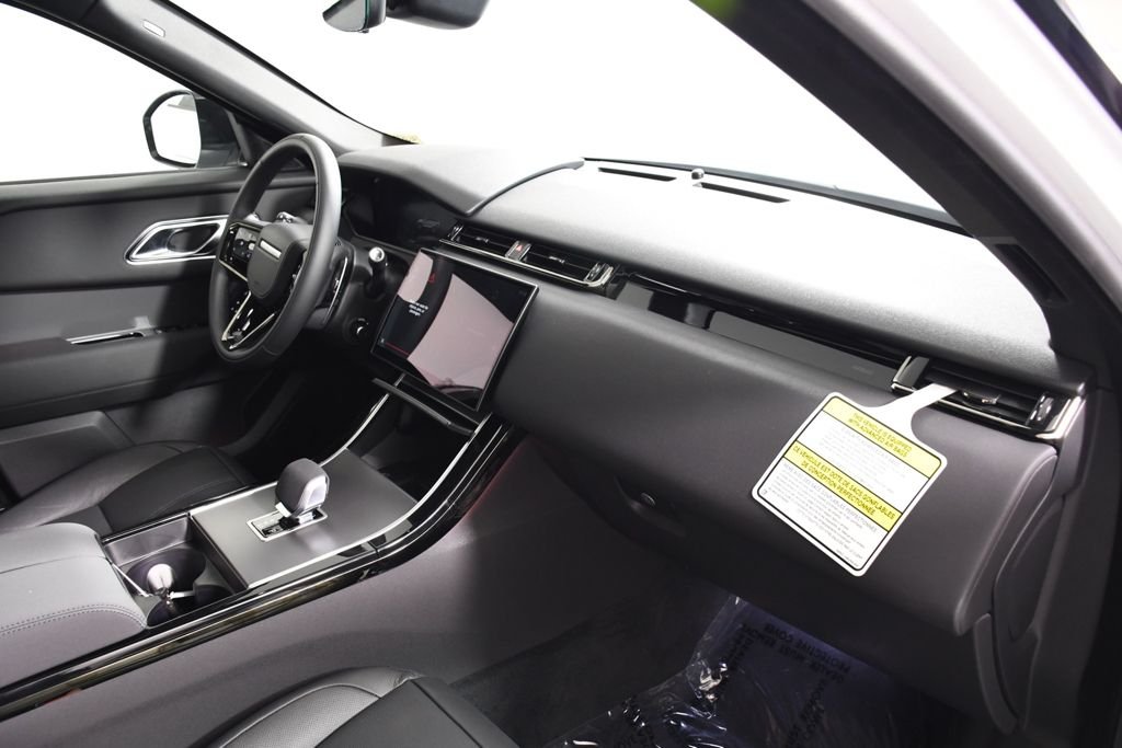 New 2026 Fuji White Land Rover S image 19