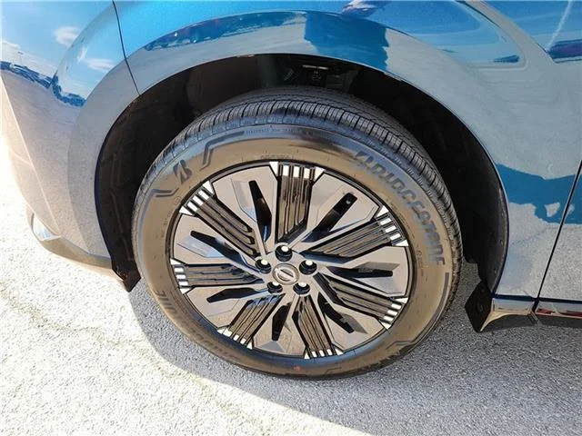 New 2026 XKN 2T TEL Black Nissan Platinum All-Wheel Drive image 5
