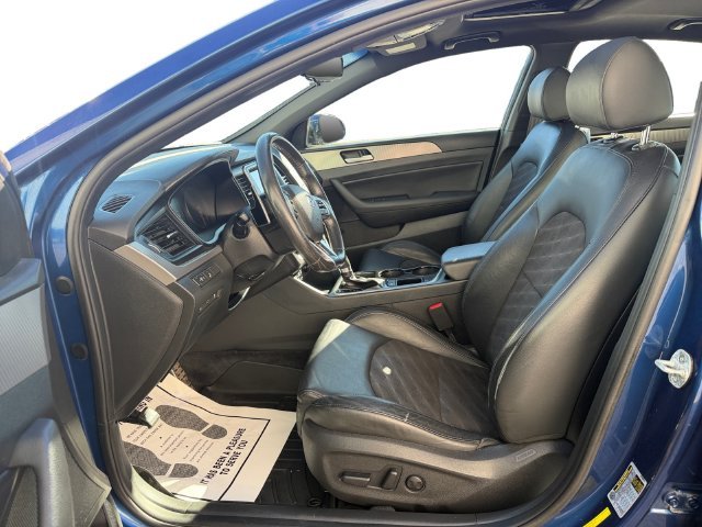 Used 2018 Blue Hyundai Sport 2.0T image 8