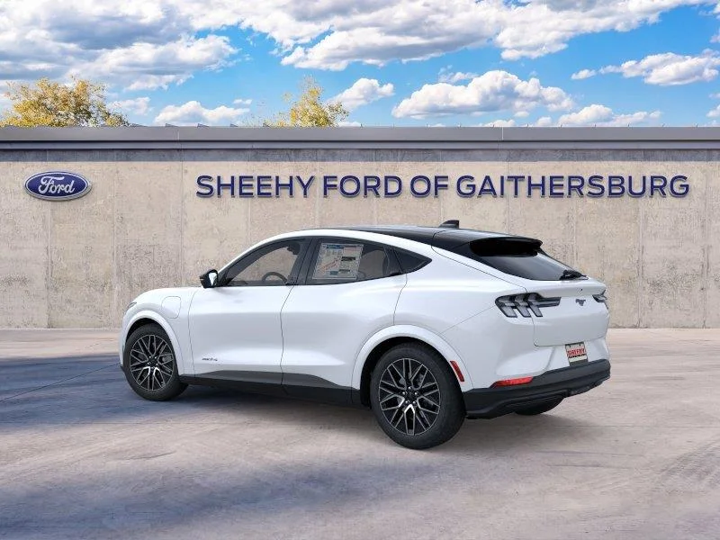 New 2026 Star White Metallic Tri-coat Ford Premium image 4
