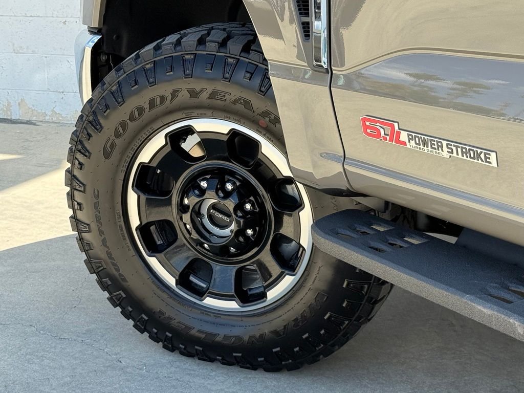 New 2026 Marsh Gray Ford F-250® Lariat® image 17