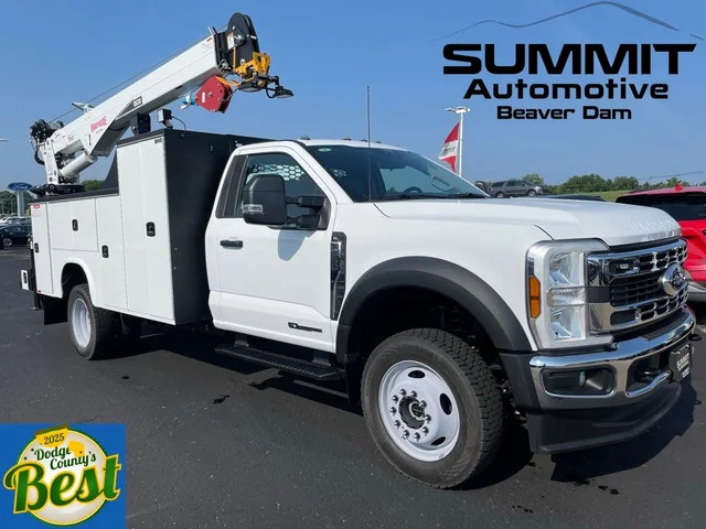 2025 Ford F-550 Super Duty Chassis Cab