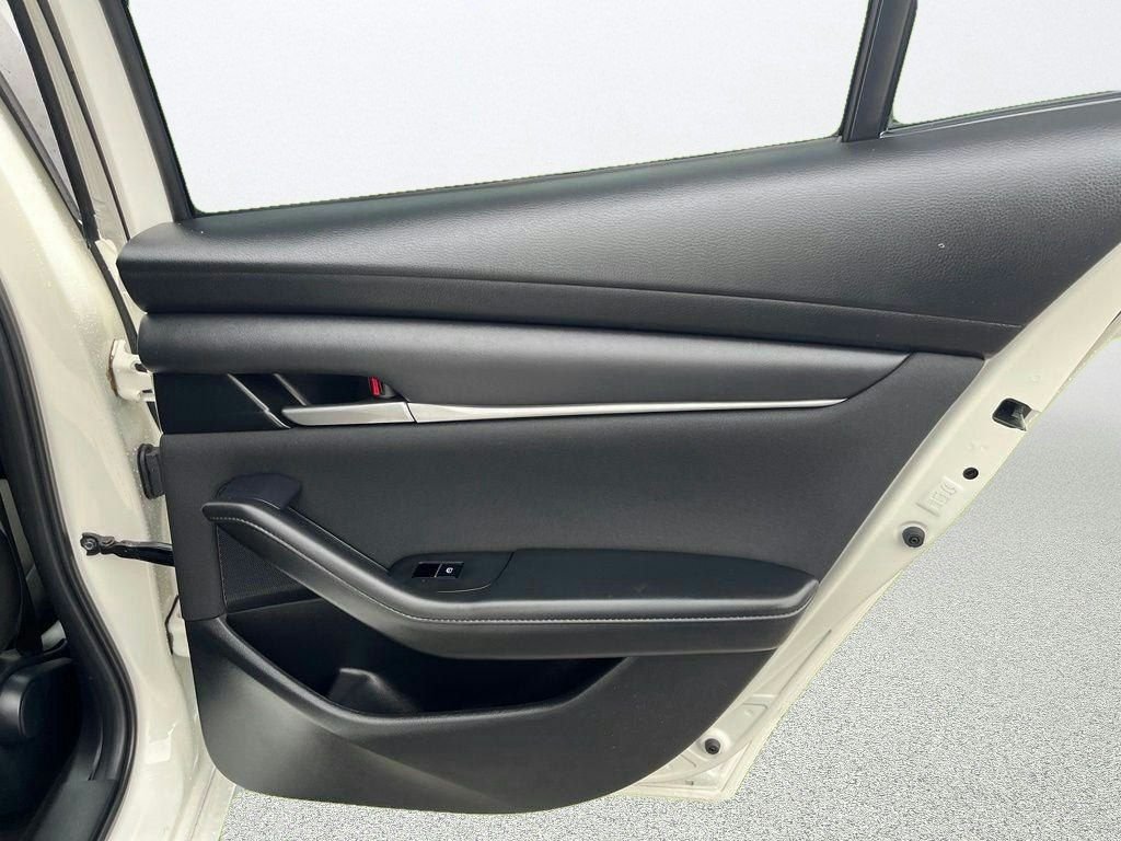 Certified Used 2024 White Mazda 2.5 S image 25