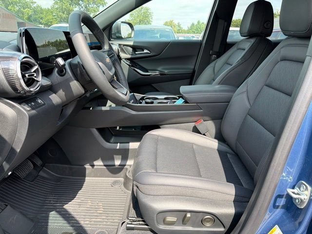 2027 Chevrolet Equinox LT - Photo 20