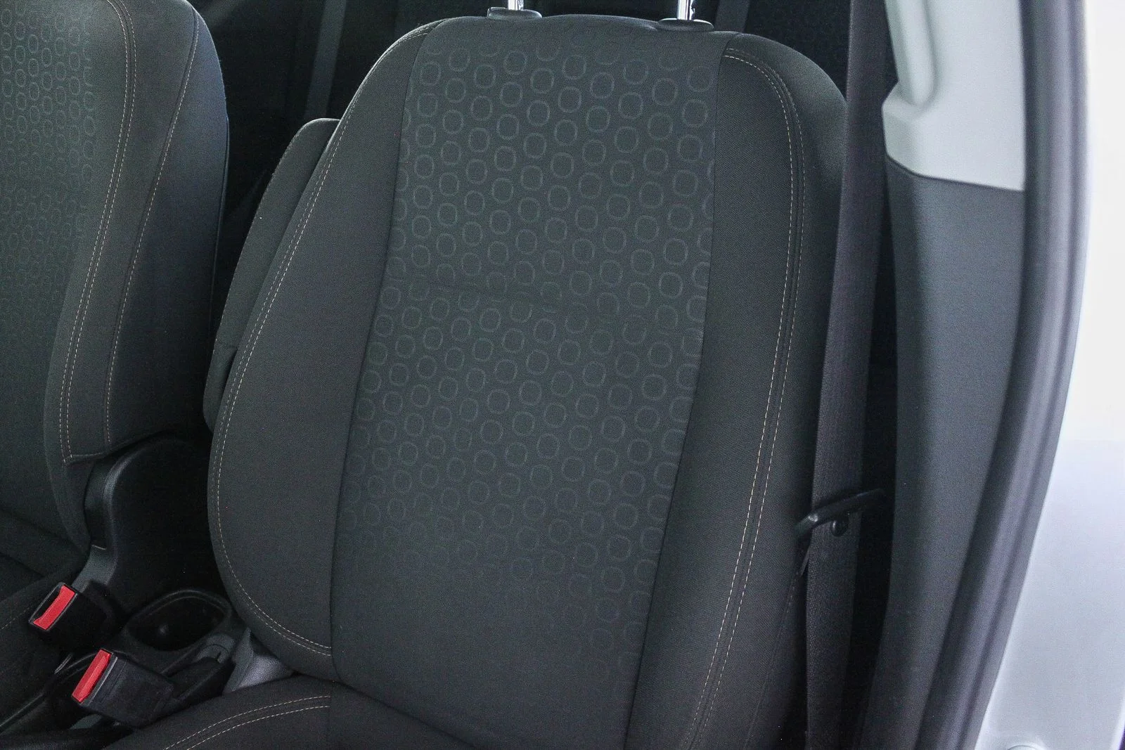 Used 2018 Silver Chevrolet LS image 24